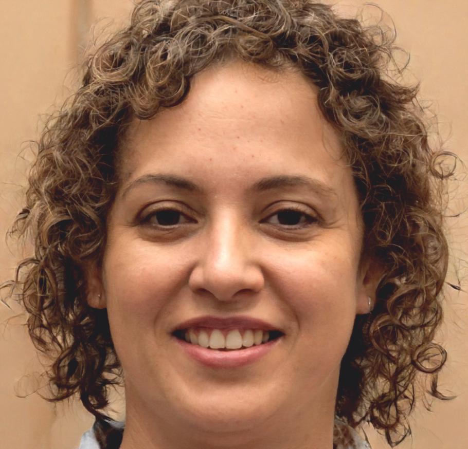 Portrait de Nadia Vasseur spécialiste apprentissage adaptatif